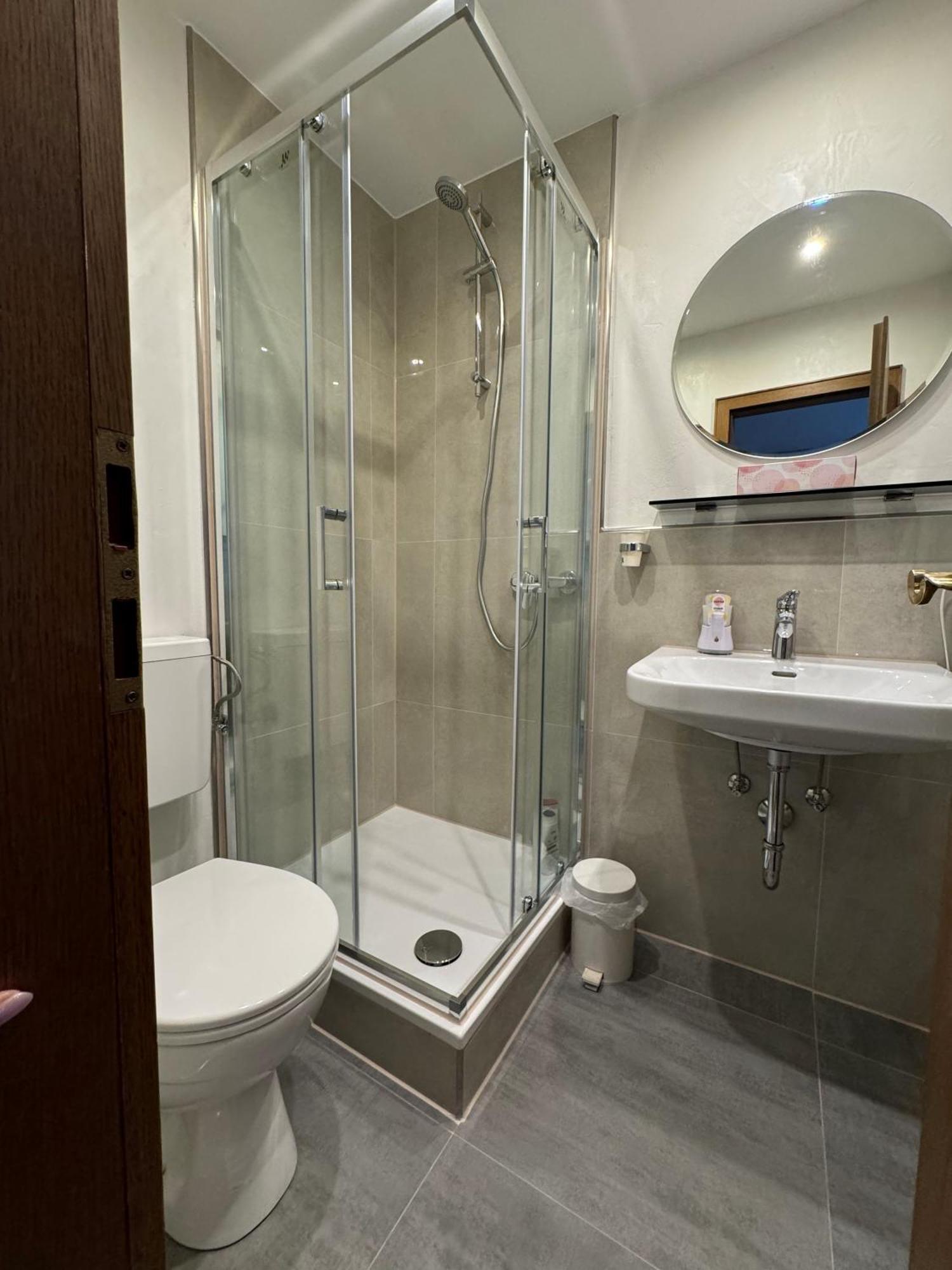 Hotel Zur Muehle Iserlohn Luaran gambar