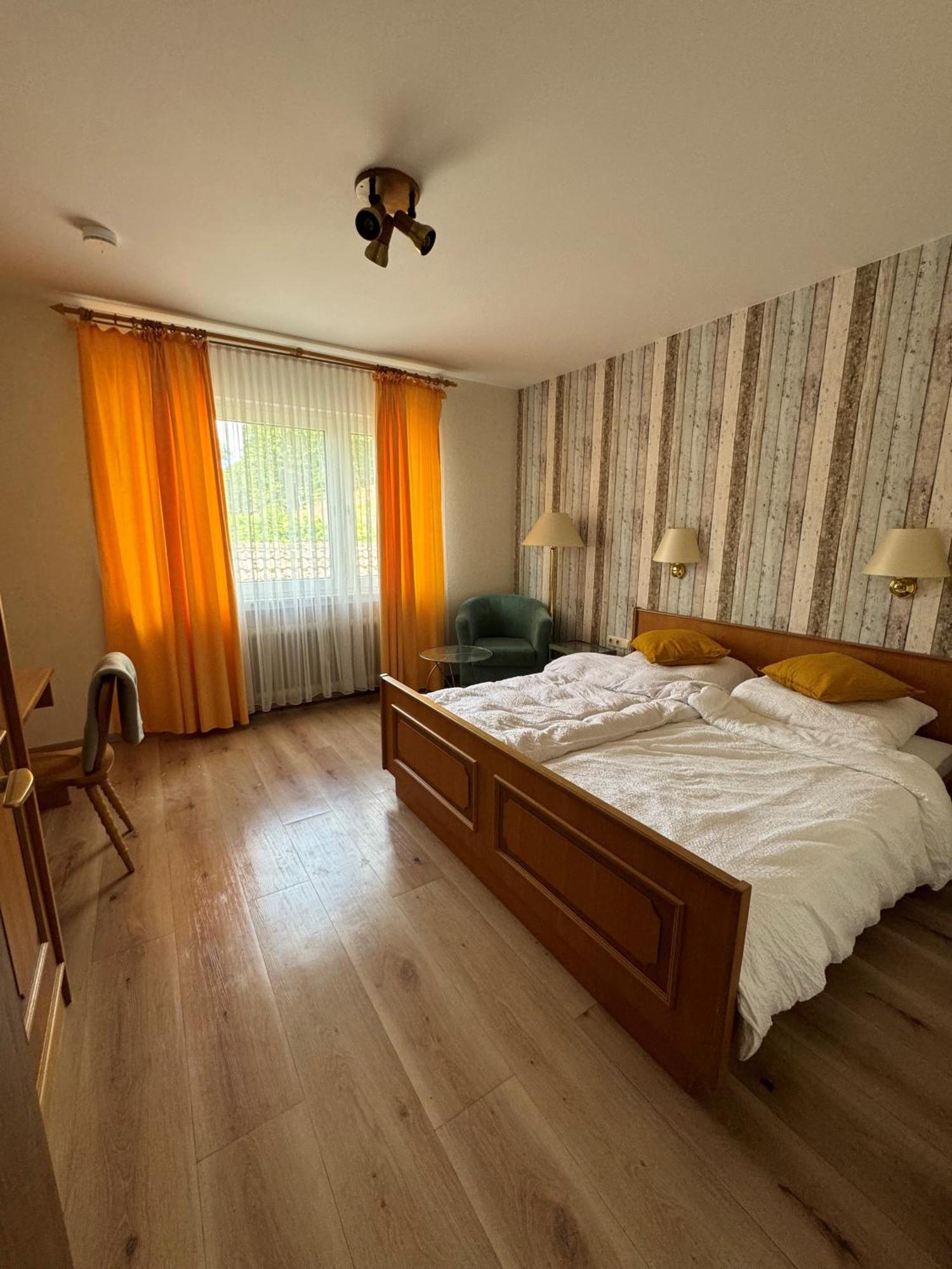 Hotel Zur Muehle Iserlohn Bilik gambar